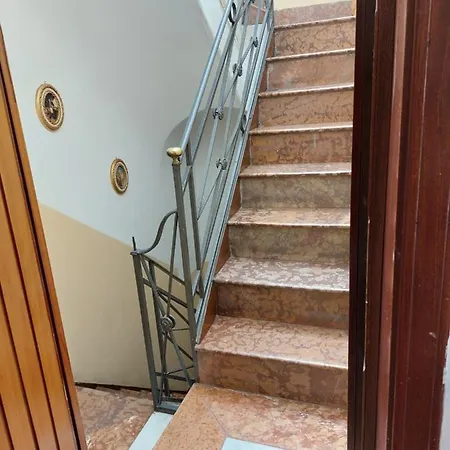 Elenahouse Kalsa Палермо